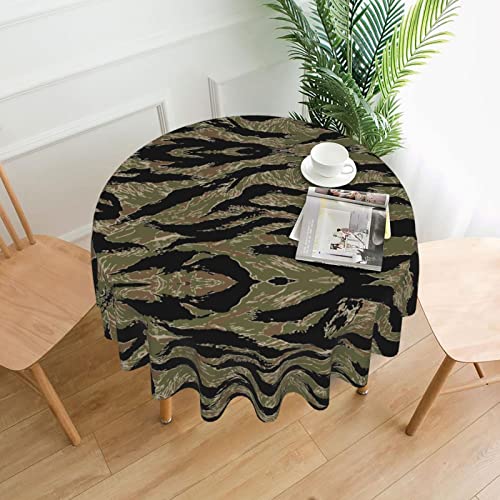 Tiger Stripe Camo Runde Tischdecke – Waschbare runde Polyester-Tischdecke – perfekt für Buffettische, Partys, Picknick-Mittagessen. -60 Zoll. von IUBBKI