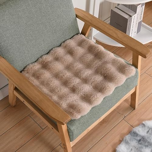 IUYIXWFP Teppiche aus Kaninchenhaar im Kunstpelz, quadratischer Stuhlbezug, Sitzkissen, luxuriöse kleine Teppiche aus Kaninchenfell, Flauschige Bodenmatte für Wohnzimmer,A,60 * 60cm von IUYIXWFP