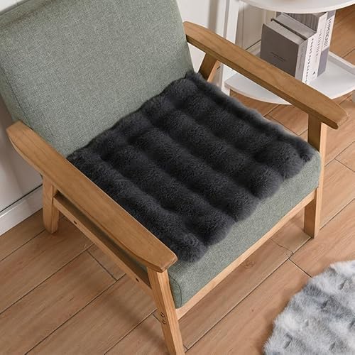 IUYIXWFP Teppiche aus Kaninchenhaar im Kunstpelz, quadratischer Stuhlbezug, Sitzkissen, luxuriöse kleine Teppiche aus Kaninchenfell, Flauschige Bodenmatte für Wohnzimmer,H,35 * 35 cm von IUYIXWFP