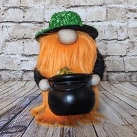 St. Patrick Es Day Gnome | Kobold Wichtel Grüner Patty's Kleeblatt Strick Handarbeit Patricks Springtime von IWishIHadGnome
