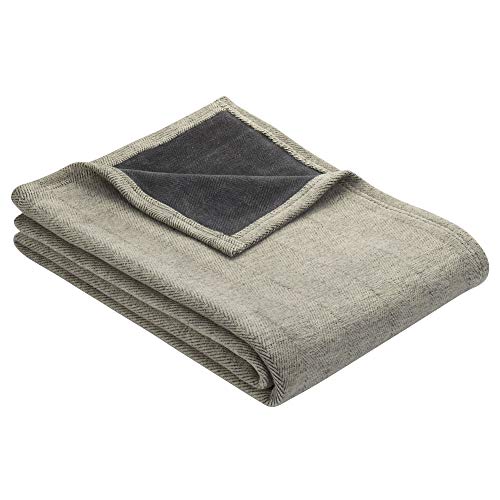 Ibena Aberdeen Kuscheldecke 150x200 cm - Decke Natur grau mit elegantem Fischgratmuster, dicht gewebte und wärmende Wolldecke Ibena Aberdeen Kuscheldecke 150x200 cm - Decke Natur grau mit elegantem Fischgratmuster, dicht gewebte und wärmende Wolldecke von Ibena