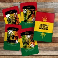 Roots Reggae Tarot - 22 Major Arcana Karten Weissagungskarten Deck Mit Vibes Of Music & Spirit Roots Reggae Tarot - 22 Major Arcana Karten Weissagungskarten Deck Mit Vibes Of Music & Spirit von IbizaTarotBoutique