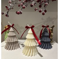 Weihnachtsbaum | Aus Sojawachs Geschenkidee Natur Dekorativ Vegan Form Diy Farbenauswahl Handgemacht Stumpenkerze Wachs von IcandleStudio