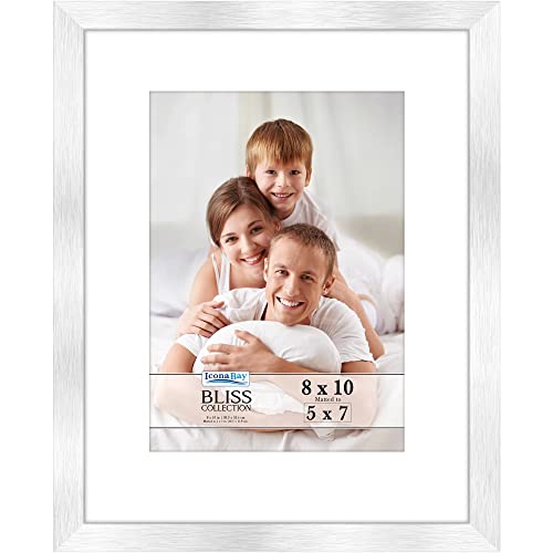 Icona Bay - 20 x 25 cm goldener Bilderrahmen mit abnehmbarer Matte für 13 x 18 cm Fotos - moderner Holzverbundrahmen - Tischplatte oder Wandmontage - Bliss Collection von Icona Bay