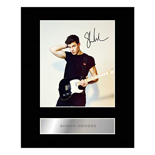 Shawn Mendes Foto mit Autogramm Nr. 1 von Iconic pics