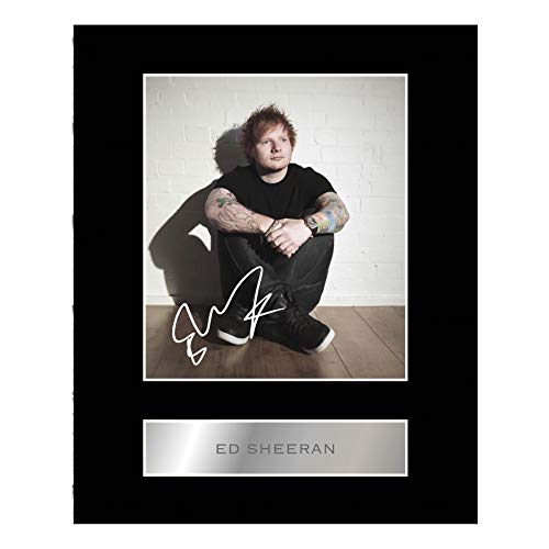 Signierter Fotodruck von Ed Sheeran, mit Passepartout von Iconic pics