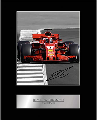 Signiertes Foto von Kimi Räikkönen Ferrari #2 auf Passepartout montiert von Iconic pics