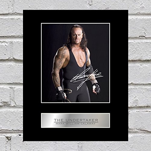 Signiertes Foto von The Undertaker, Mark William Calaway, mit Passepartout von Iconic pics