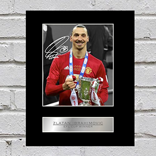 ZLATAN IBRAHIMOVIC SIGNED montiert Foto Display EFL Cup Gewinner Manchester United von Iconic pics