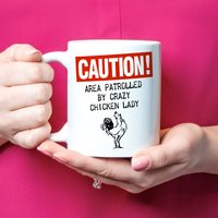Verrückte Hühnerdame, Hühnergeschenk, Hühnerbecher, Hühnerkaffeetasse von IconicPassion