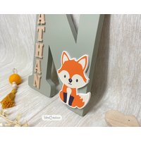 Holzbuchstabe Anfangsbuchstabe Und Vollständiger Vorname, Höhe 25 cm, Modell „Tiere" von IdeeCreation