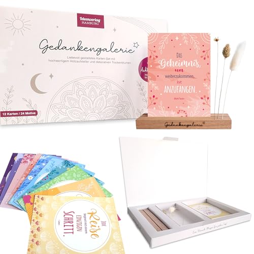 Gedankengalerie – Achtsamkeits-Set mit 12/24 Affirmationskarten & Trockenblumen | Edler Holzaufsteller aus Eiche – Handgemacht in Deutschland – Frauen Geschenk & Deko für Frauen von Ideenverlag HAMBURG