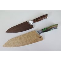 Messer Saya in Lockigem Ahorn Oder Walnuss, Für Jedes Messer, Das Von Ikigai Knives Chefmesser Verkauft Wird. Holz von IkigaiKnives