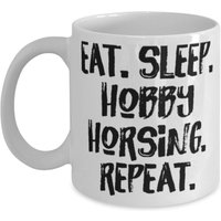 Brilliant Hobby Horsing 11Oz 15Oz Becher, Eat. Schlafen. Hobbyhorsing. Wiederholen., Geschenke Für Freunde, Geschenk Von, Tasse Hobbypferde von ImaginePlus