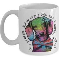 Hunde-Sozialarbeiter-Becher - Dackel-Becher in Einer Perfekten Welt Jeder Hund Hat Einen Sozialarbeiter- Geschenke Für Sozialarbeiter von ImaginePlus
