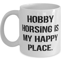 Liebe Hobby Horsing 11 Unzen 15 Becher, Ist Mein Glücklicher Ort., Geschenke Für Freunde, Geschenk Von, Tasse von ImaginePlus