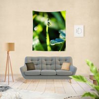Grüne Gras Wandteppich, Tau Tropfen Wasser Makro Foto Wandteppich Wandbehang, Boho Wohnheim Zimmer Wand-Dekor von InLightImagery