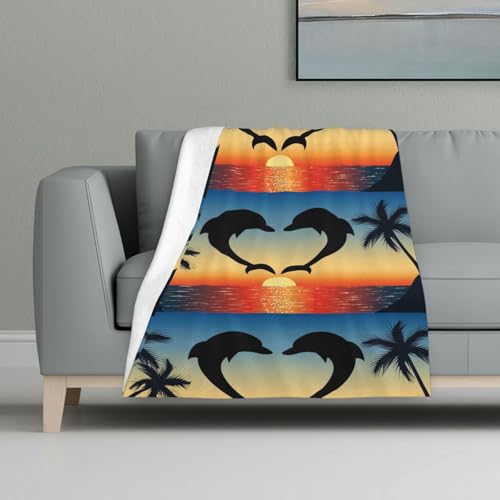 Zwei springende Delfine in Herzform,Decke, warme Anti-Pilling-Flanell-Plüsch-Überwurfdecke, 81 x 122 cm Zwei springende Delfine in Herzform,Decke, warme Anti-Pilling-Flanell-Plüsch-Überwurfdecke, 81 x 122 cm von InOmak