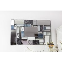 Art Deco Mosaik Spiegel Reflektierende Eleganz Durch Buntglas Harmonie von InStudio999Glass