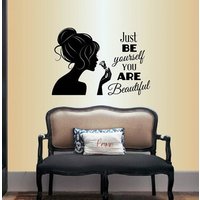 In-Style Decals Wall Vinyl Decal Home Decor Art Sticker Be Yourself You Are Beautiful Zitat Mädchen Mit Rose Beauty Hair Salon Design 194 In-Style Decals Wall Vinyl Decal Home Decor Art Sticker Be Yourself You Are Beautiful Zitat Mädchen Mit Rose Beauty Hair Salon Design 194 von InStyleDecals