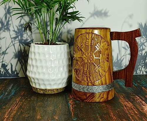 India House Lichtenberg Brennender Bierkrug - Handgefertigter Bräutigam-Wikinger-Holzkrug, Geburtstagsgeschenk für Männer, 590 ml von India House
