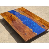 Epoxidharz Couchtisch/Esstisch Mitteltisch Luxus Tisch in Holz Epoxy Home Dekor von IndianArtistArt