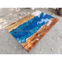 Epoxidharz Tisch, Naturholz, Esstisch, Natürlicher Blauer Fluss Holztisch, Resin Tisch Für Weihnachtsgeschenke von IndianArtistArt