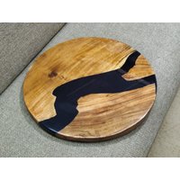 Holz Couchtischplatte/Schwarze Epoxy Natürliche Akazien Tischplatte Für Wohnzimmer Holzmöbel von IndianArtistArt