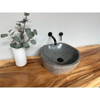 Naturstein Waschbecken Aufsatzwaschbecken Flussstein 43x40 cm von IndiqueDE