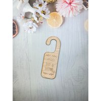 Shh Baby Is Sleeping Bitte Nicht Stören Hotel Türschild Ply Holz Laser Geschnitten Shh Baby Is Sleeping Bitte Nicht Stören Hotel Türschild Ply Holz Laser Geschnitten von InfluentUK