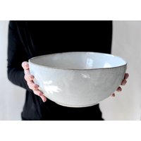 Weiße, Hellgraue Keramikschale, Us Ddp von IngridDebardCeramics