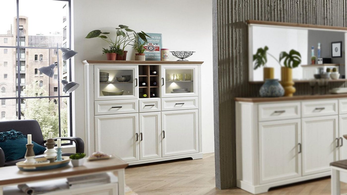 Innostyle Vitrine Highboard Jasmin Pinie hell und Artisan Eiche mit LED 143x150 cm Innostyle Vitrine Highboard Jasmin Pinie hell und Artisan Eiche mit LED 143x150 cm von Innostyle