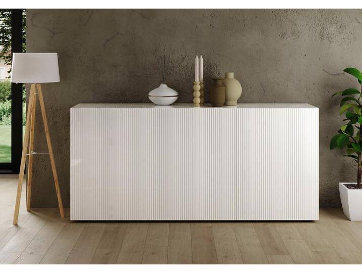 INOSIGN Sideboard Rio Breite 181 cm, Kommode mit 3 Türen, Anrichte, geriffelte MDF-Fronten, modern u. elegant, viel Stauraum, weiß, hochglänzend INOSIGN Sideboard Rio Breite 181 cm, Kommode mit 3 Türen, Anrichte, geriffelte MDF-Fronten, modern u. elegant, viel Stauraum, weiß, hochglänzend von Inosign