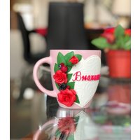 Personalisierter Valentinsbecher - Valentinstagsgeschenk Für Sie Becher Mit Namen Polymer Clay Rosen Tasse Blumenbecher Rote Kunst von InspiranteByG