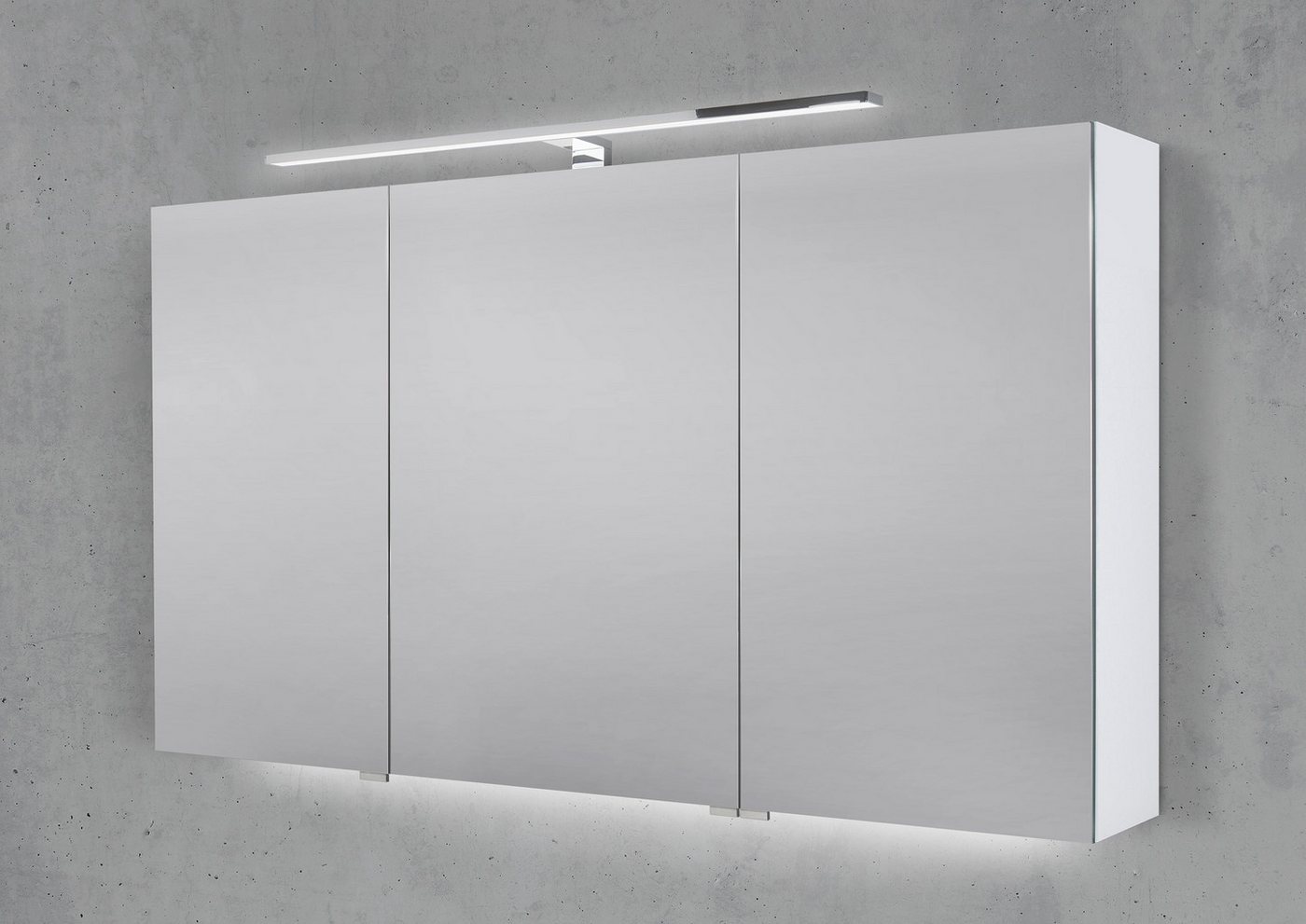 Intarbad Badezimmerspiegelschrank Spiegelschrank 130 cm mit LED Chrom Beleuchtung Doppelspiegeltüren Intarbad Badezimmerspiegelschrank Spiegelschrank 130 cm mit LED Chrom Beleuchtung Doppelspiegeltüren von Intarbad