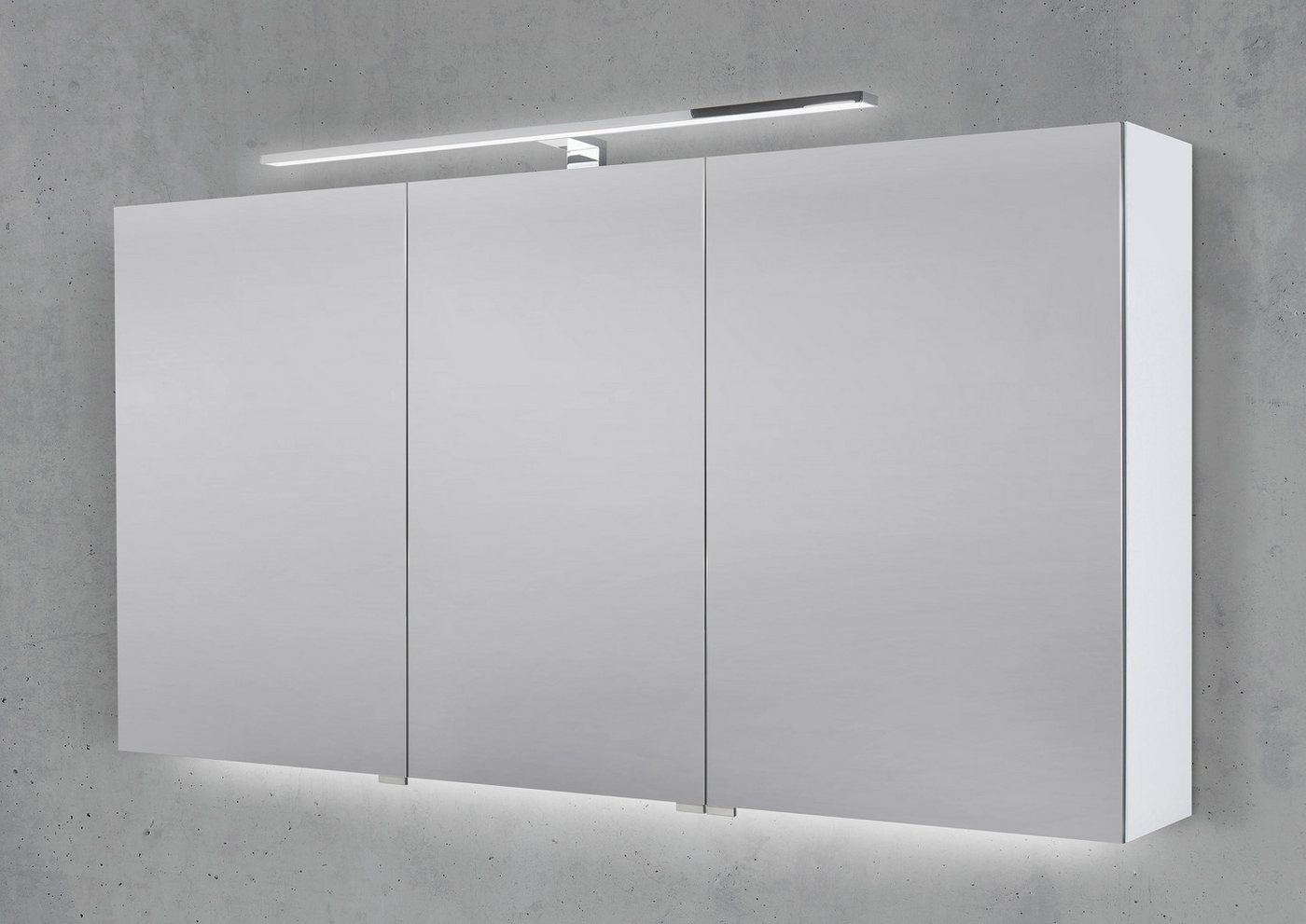 Intarbad Badezimmerspiegelschrank Spiegelschrank 140 cm mit LED Chrom Beleuchtung Doppelspiegeltüren Intarbad Badezimmerspiegelschrank Spiegelschrank 140 cm mit LED Chrom Beleuchtung Doppelspiegeltüren von Intarbad