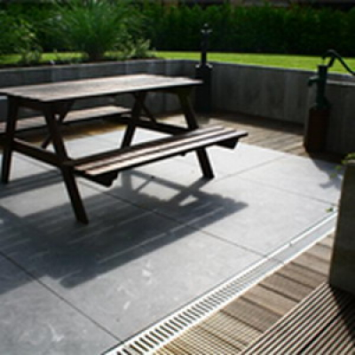 Terrassenplatte Naturstein Bluestone gekollert mix Terrassenplatte Naturstein Bluestone gekollert mix von Intergard