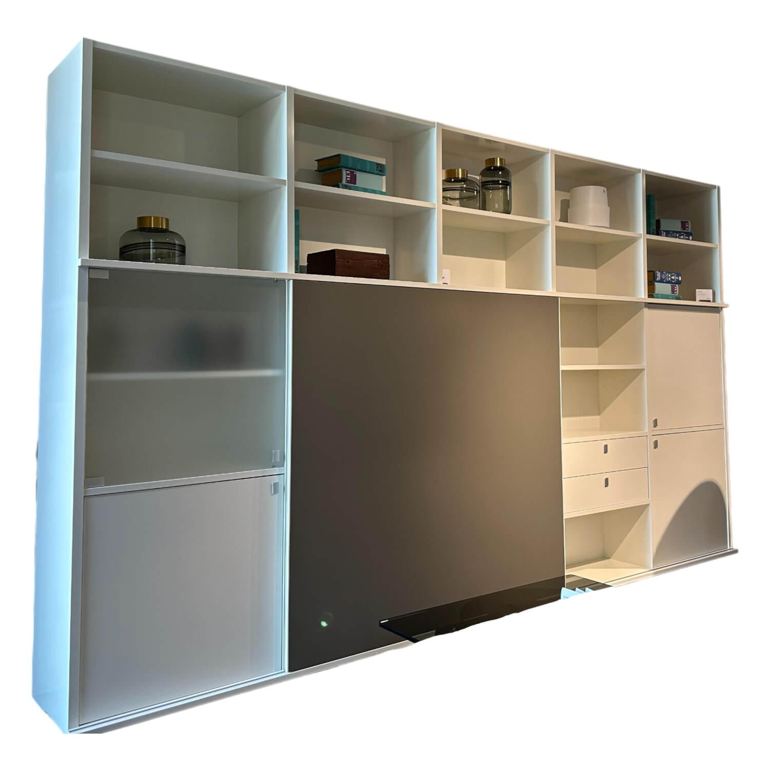 Anbauwand Studimo Lack Matt Kristallweiß Klappgriff Alufarbig Silber Schiebetür ... Anbauwand Studimo Lack Matt Kristallweiß Klappgriff Alufarbig Silber Schiebetür ... von Interlübke