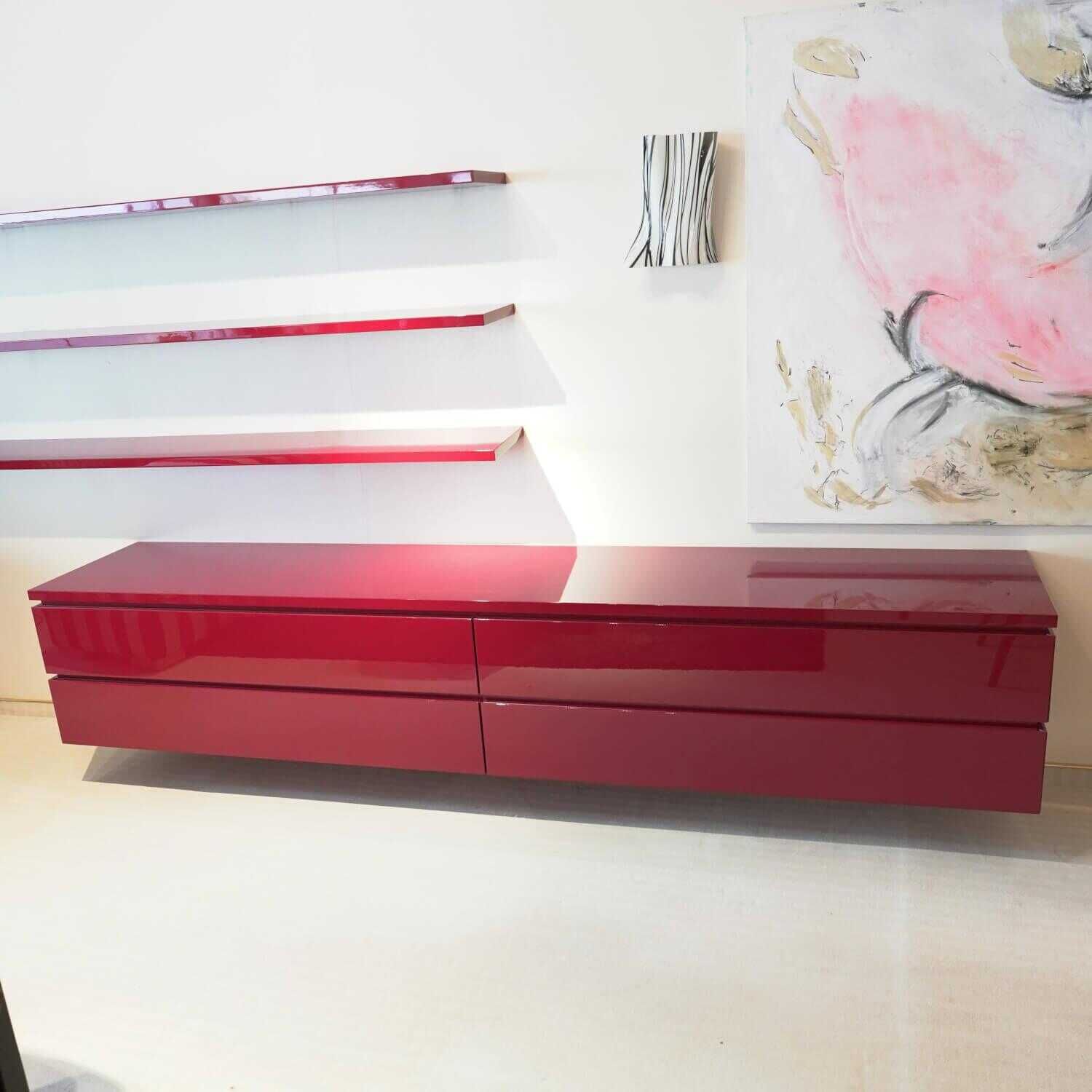Sideboard Mit 3er-Set Hängeboden Cube Rot Sideboard Mit 3er-Set Hängeboden Cube Rot von Interlübke