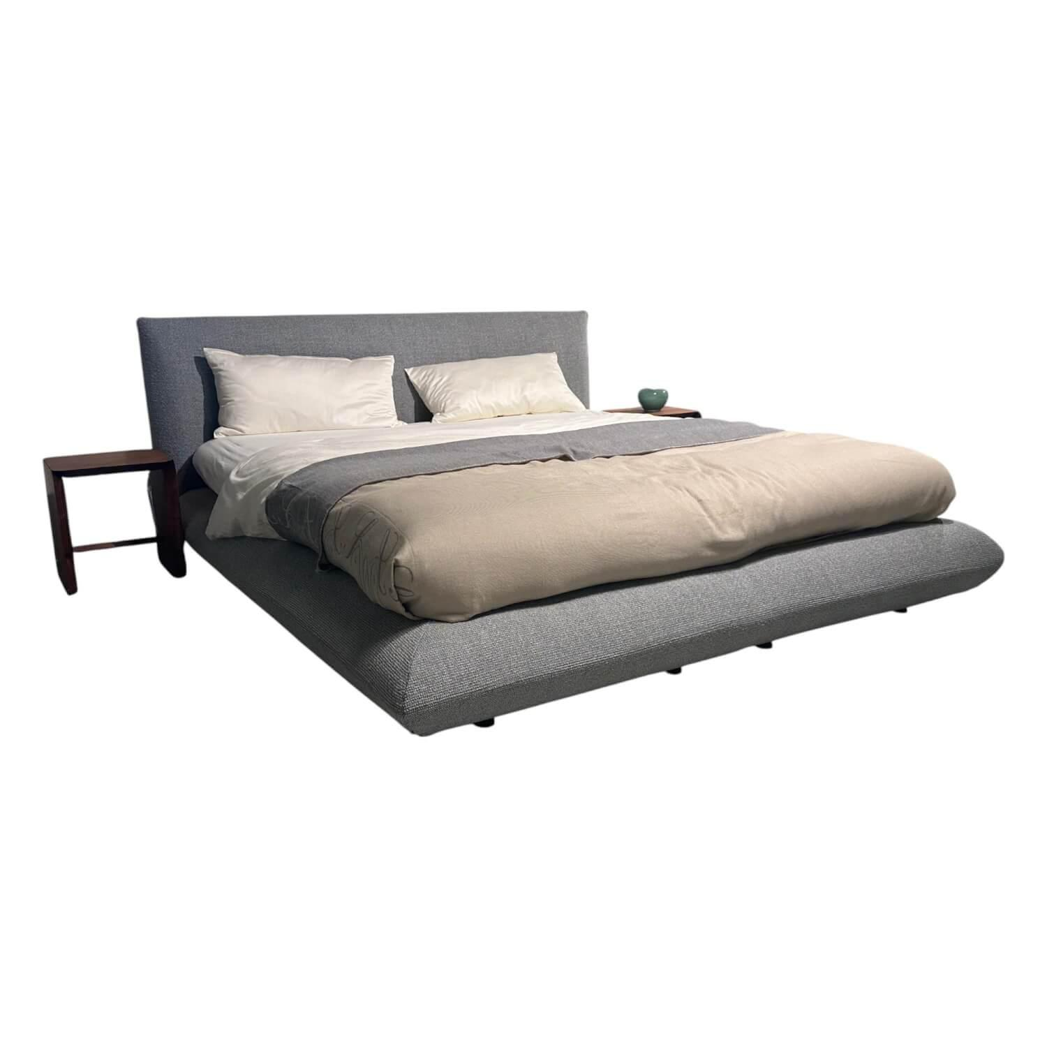 Polsterbett Jalis Stoff Cor 8181 Silbergrau Grau Boxspringunterbau Inklusive Mat... Polsterbett Jalis Stoff Cor 8181 Silbergrau Grau Boxspringunterbau Inklusive Mat... von Interlübke