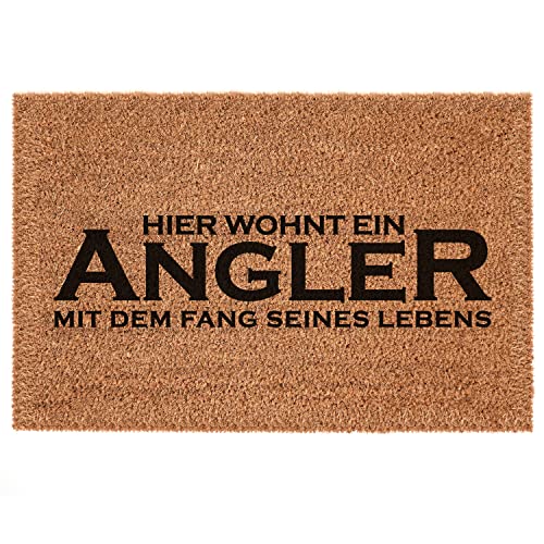 Interluxe Fußmatte Kokosmatte - Hier wohnt EIN Angler - 100% schwere Qualität, robust und langlebig - Geschenk (40 x 60 cm) von Interluxe