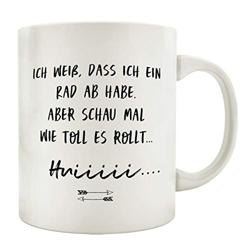 TASSE 350 ml Kaffeetasse mit Spruch ICH WEIß DASS ICH EIN RAD AB HABE ABER SCHAU WIE TOLL ES ROLLT Büro von Interluxe