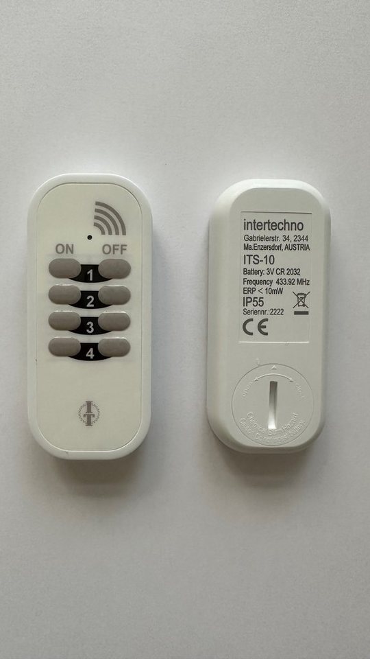 Intertechno Licht-Funksteuerung ITS-10 Universal-Funk-Handsender Intertechno in der Farbe weiss, IP44, wetterfest, weiß Intertechno Licht-Funksteuerung ITS-10 Universal-Funk-Handsender Intertechno in der Farbe weiss, IP44, wetterfest, weiß von Intertechno