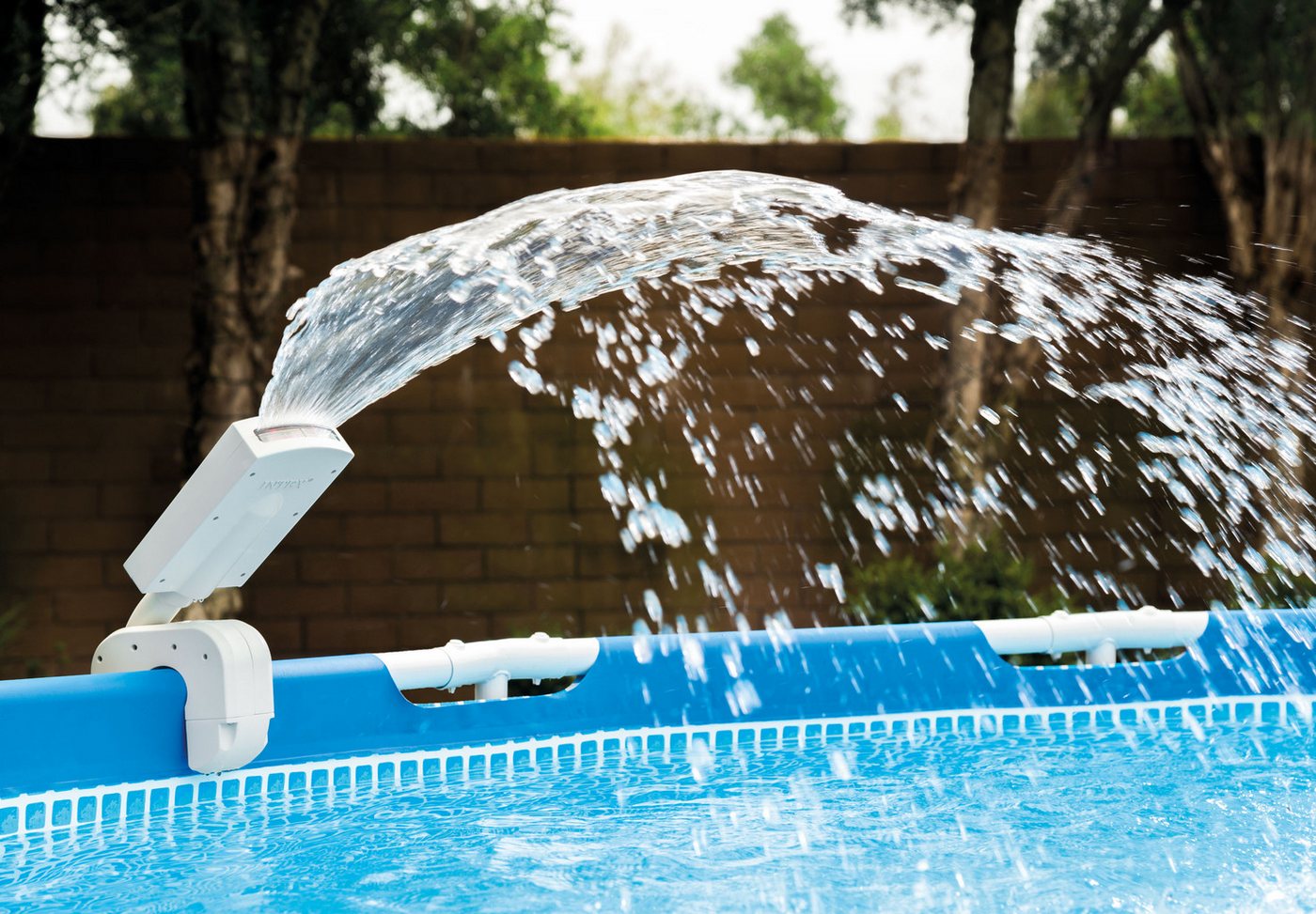 Intex Pool Intex Multi-Color LED Wasserfall Cascade 28090 Intex Pool Intex Multi-Color LED Wasserfall Cascade 28090 von Intex