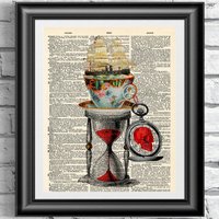 Buchdruck Gothic Boot. Kunstdruck Auf Antikem Wörterbuch. Wandkunst Design Upcycled-Material. Vintage Schädelgrafik Lexikon. Tee Tasse von IntheFrameShop