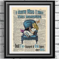 Original Kunstdruck Auf Lexikonseite Alice Im Wunderland Inspirationszitat. Blaue Version Vintage Buchseite. Wandbehang 20x30cm von IntheFrameShop