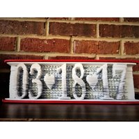 Personalisiertes Datumsbuch Personalisiertes Datumsbuch von IntoTheFoldsBoutique