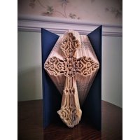 Verziertes Kreuz Buchfaltung Verziertes Kreuz Buchfaltung von IntoTheFoldsBoutique