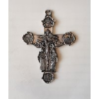 Wandkruzifix Jubileum Pacis Vier Basiliken Aus Versilbertem Messing 15 X 10 cm Wandkruzifix Jubileum Pacis Vier Basiliken Aus Versilbertem Messing 15 X 10 cm von IridiumStore
