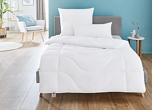 Irisette Lotte warme Winterdecke - Produziert in Deutschland - Steppbett mit Top Cool Gewebe, 95 Grad waschbar, inkl. Aufbewahrungstasche, 155 x 220 cm, weiß, Öko-Tex Zertifiziert Irisette Lotte warme Winterdecke - Produziert in Deutschland - Steppbett mit Top Cool Gewebe, 95 Grad waschbar, inkl. Aufbewahrungstasche, 155 x 220 cm, weiß, Öko-Tex Zertifiziert von Irisette